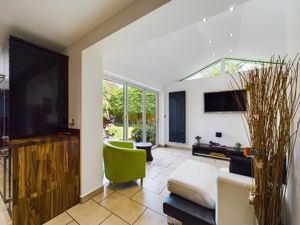 Kitchen Lounge- click for photo gallery